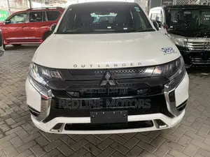 Mitsubishi Outlander 2.0 PHEV AWD 2019 Pearl