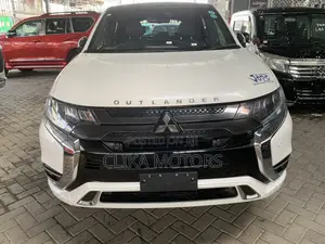 Mitsubishi Outlander 2.0 PHEV AWD 2019 Pearl