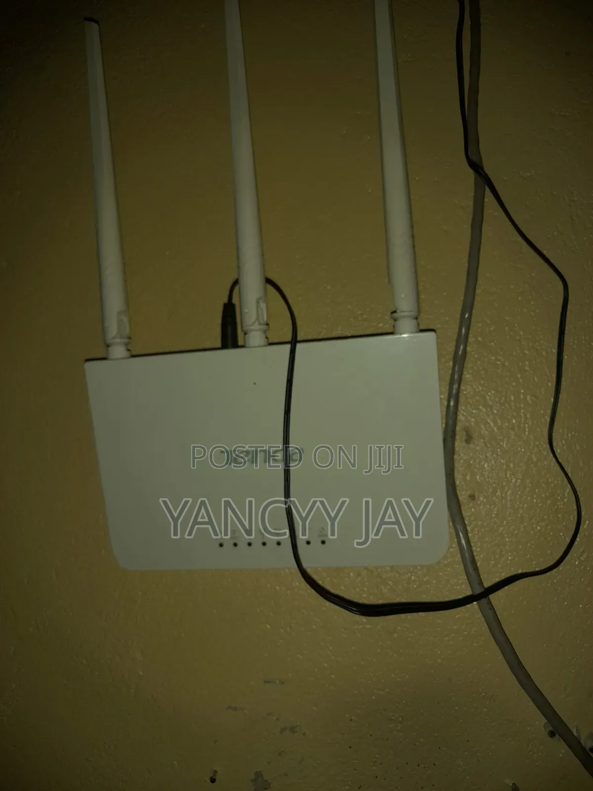 Tenda Router