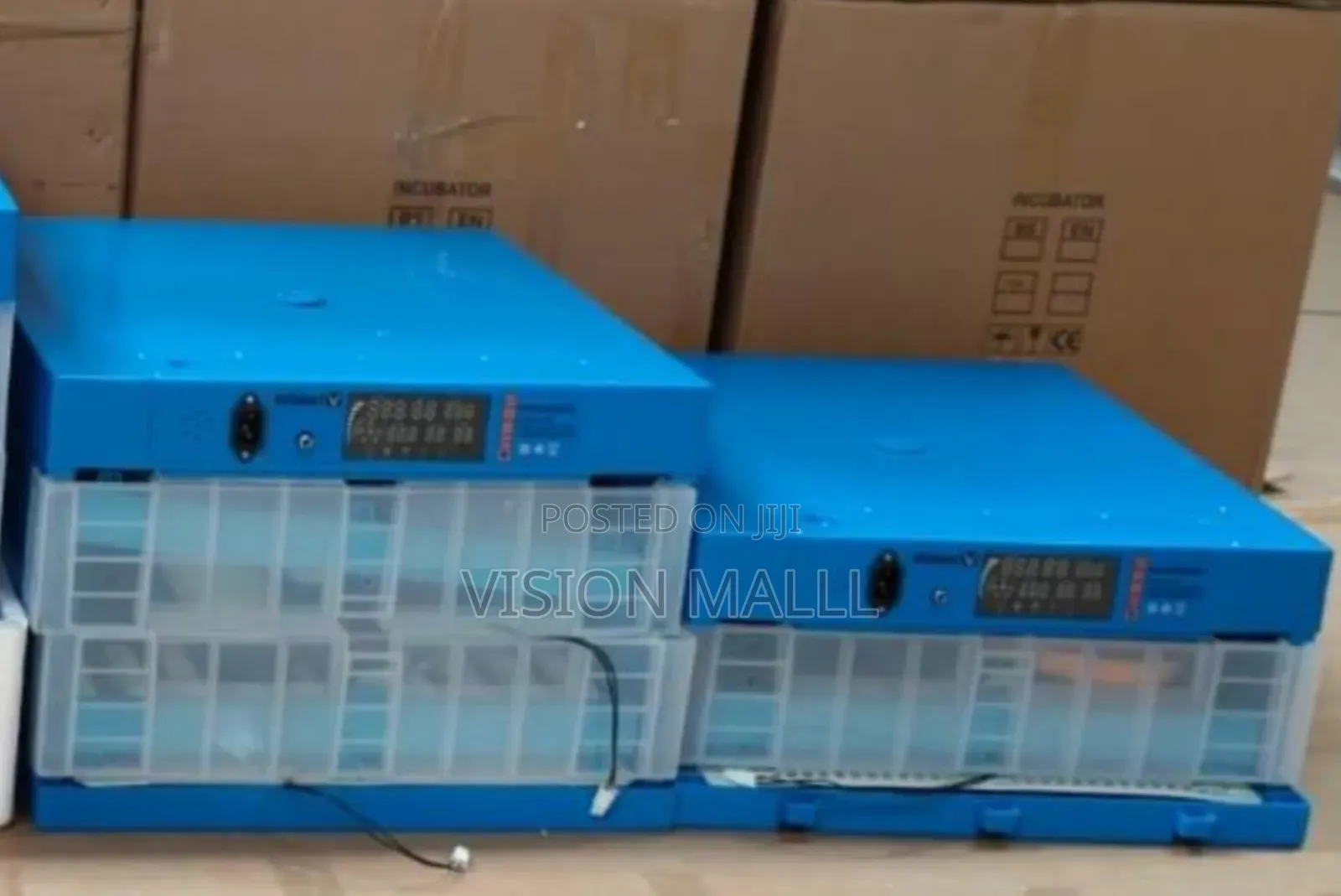 64 Eggs Capacity AC/DC Full Auto Incubator