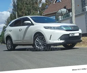 Toyota Harrier 2.0 2018 White