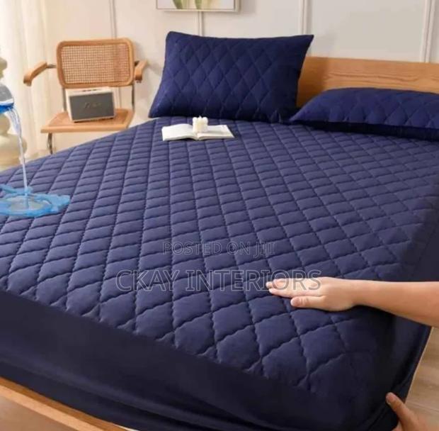 Help Protect Your Mattress From Accidental Liquid Spills. - thumbnail 2