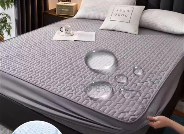 Better Bedding Begins Here With Waterproof Mattress Protector - thumbnail 2