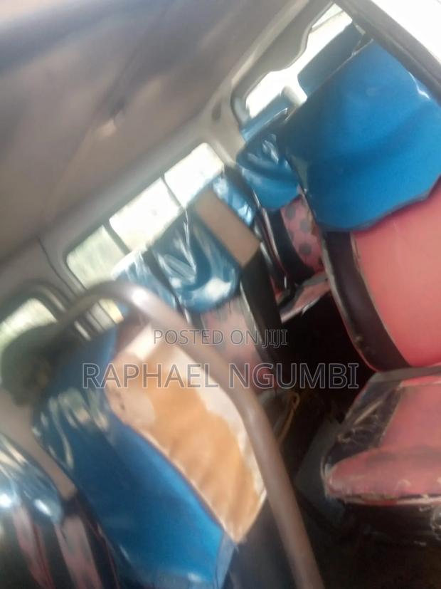 Toyota HiAce 2012 White - thumbnail 6