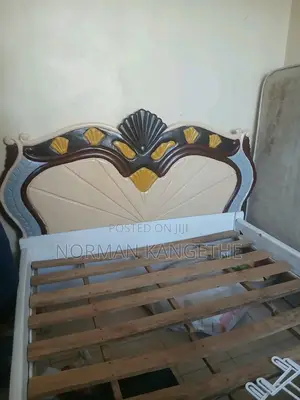 Modern Bed 5 by 6,slightly Used