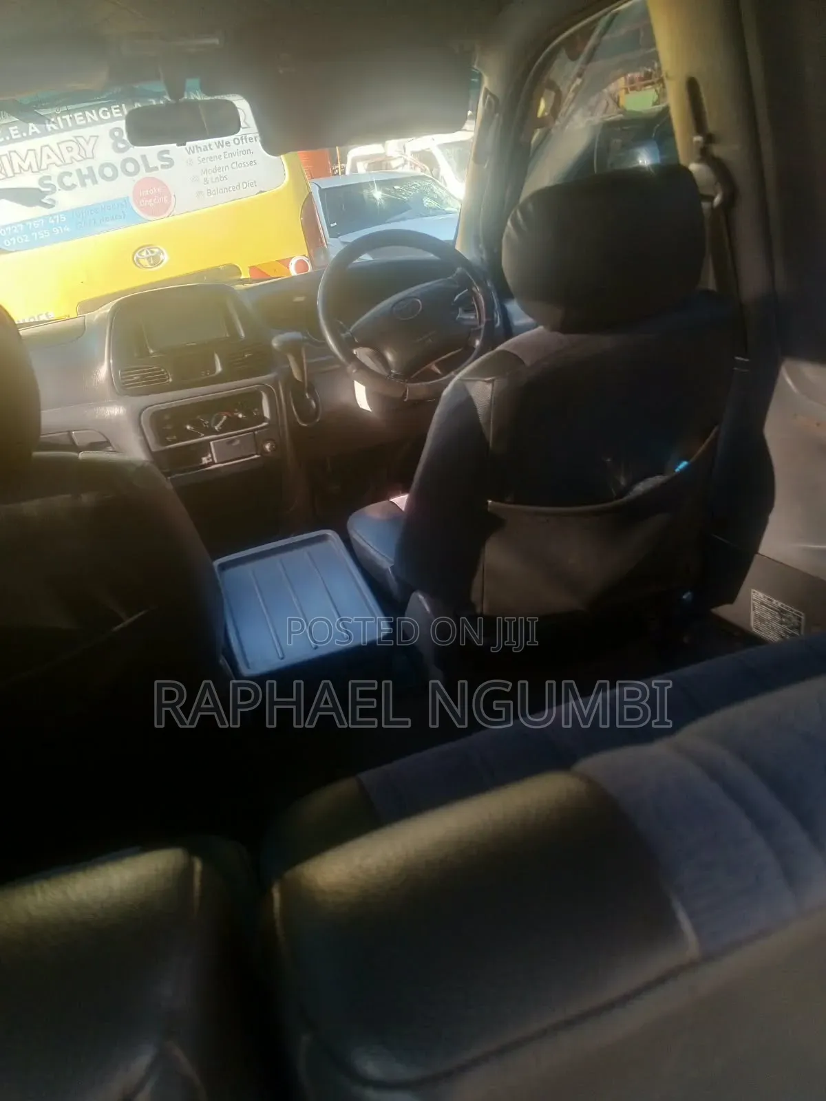 Toyota Noah 2001 Beige