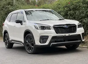 Subaru Forester Touring AWD 2020 White