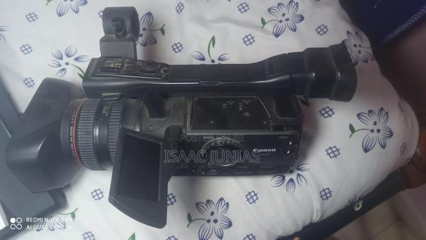 Canon XHA1 - main view