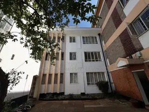 2bdrm Apartment in State House Area for rent