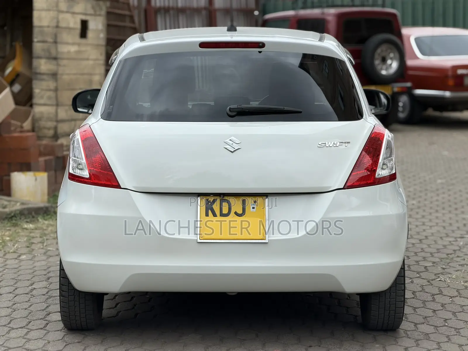 Suzuki Swift 2015 White