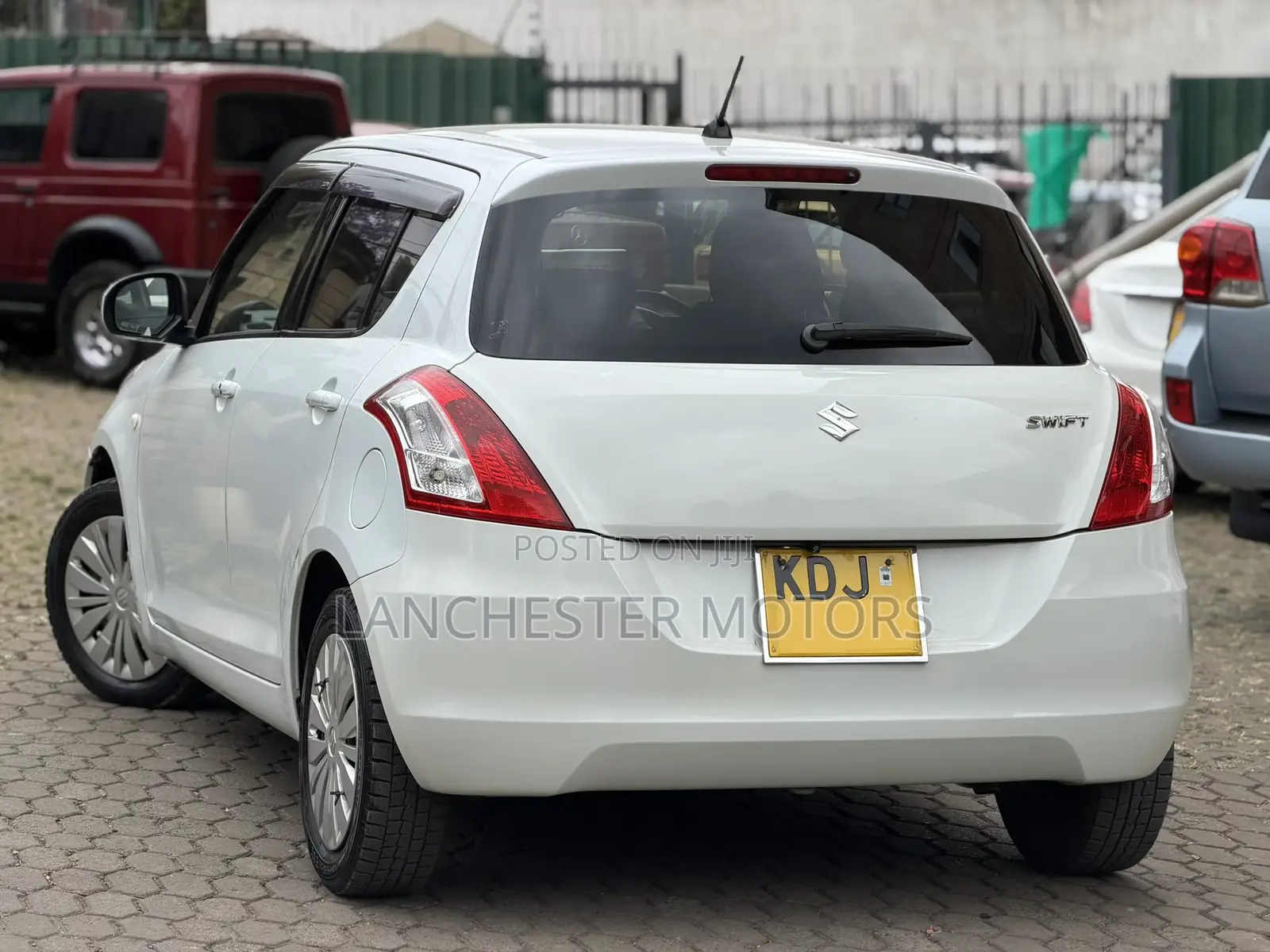 Suzuki Swift 2015 White