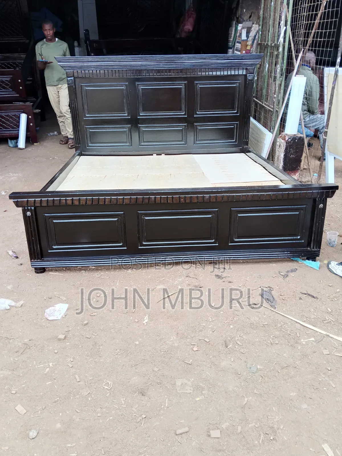 Black Block Board Bed 5by6
