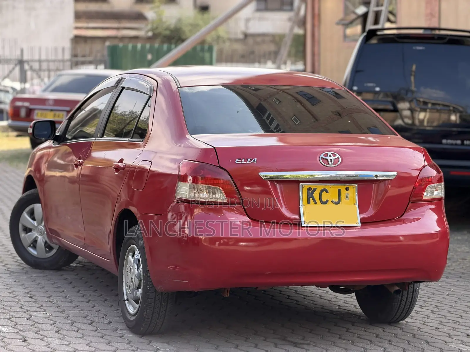 Toyota Belta 2009 Red
