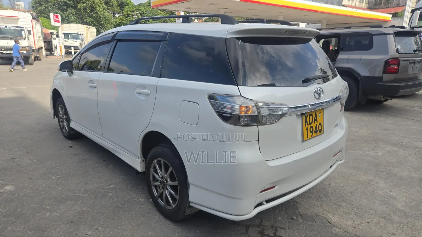 Toyota Wish 2013 White