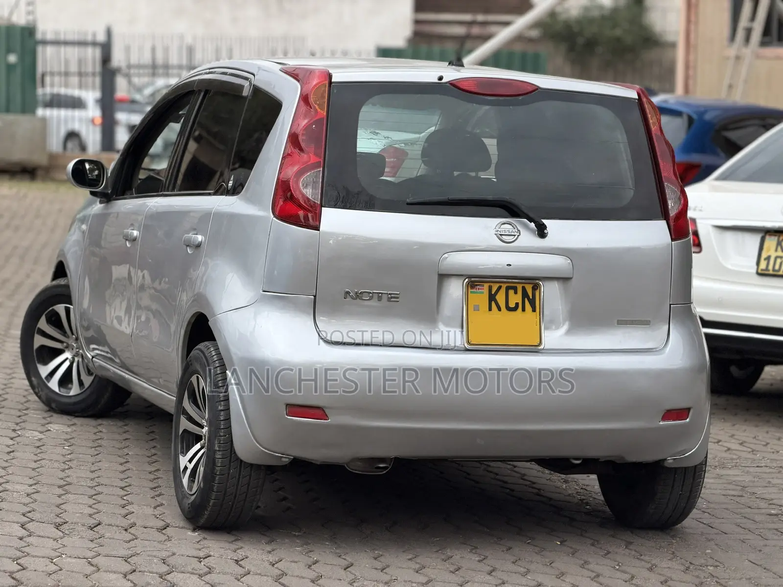 Nissan Note 2010 Silver