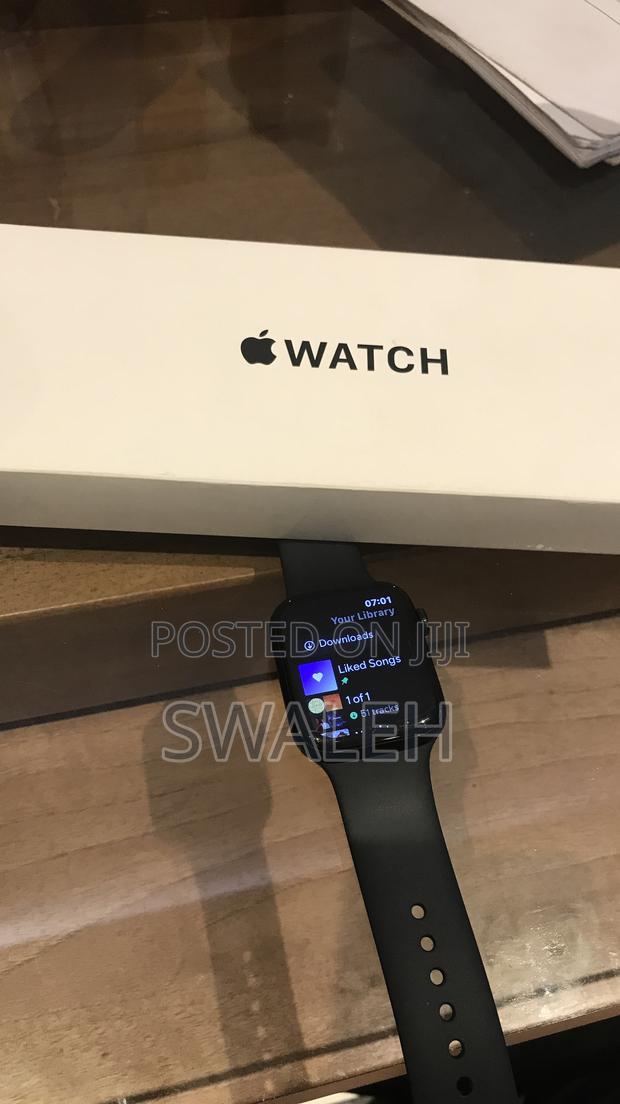 Apple Watch SE 3 44mm - thumbnail 3