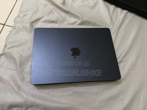 Laptop Apple MacBook Air 24GB Apple M4 SSD 256GB - thumbnail 3