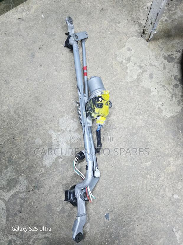 Prado J150 Wiper Mechanism With Motor