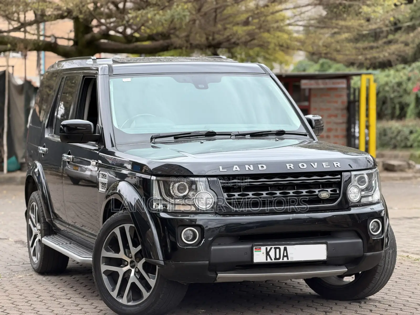 Land Rover Discovery 2013 Black