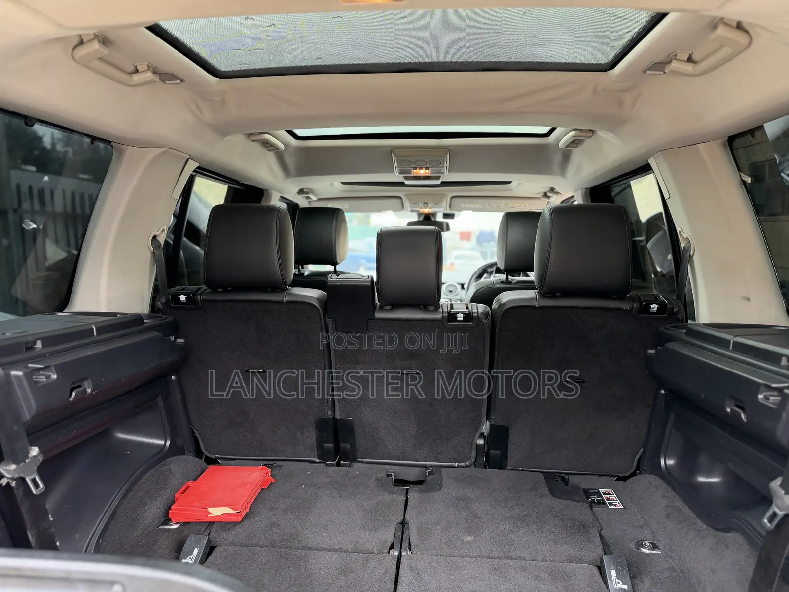 Land Rover Discovery 2013 Black