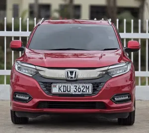 Honda Vezel 2019 Maroon