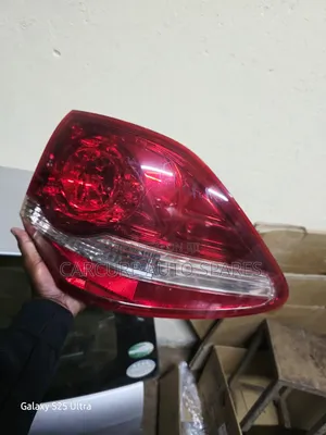 Crown Athlete 2008 Tail Back Light