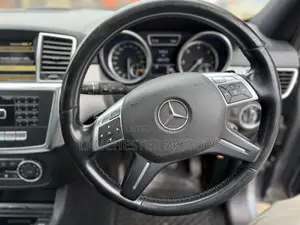 Mercedes-Benz M Class 2012 Gray