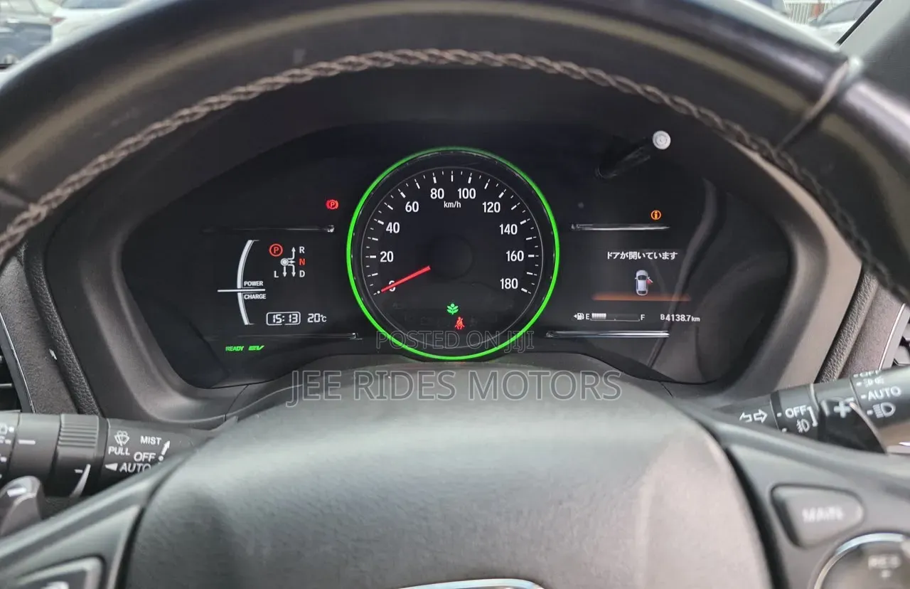Honda Vezel 2018 Burgundy