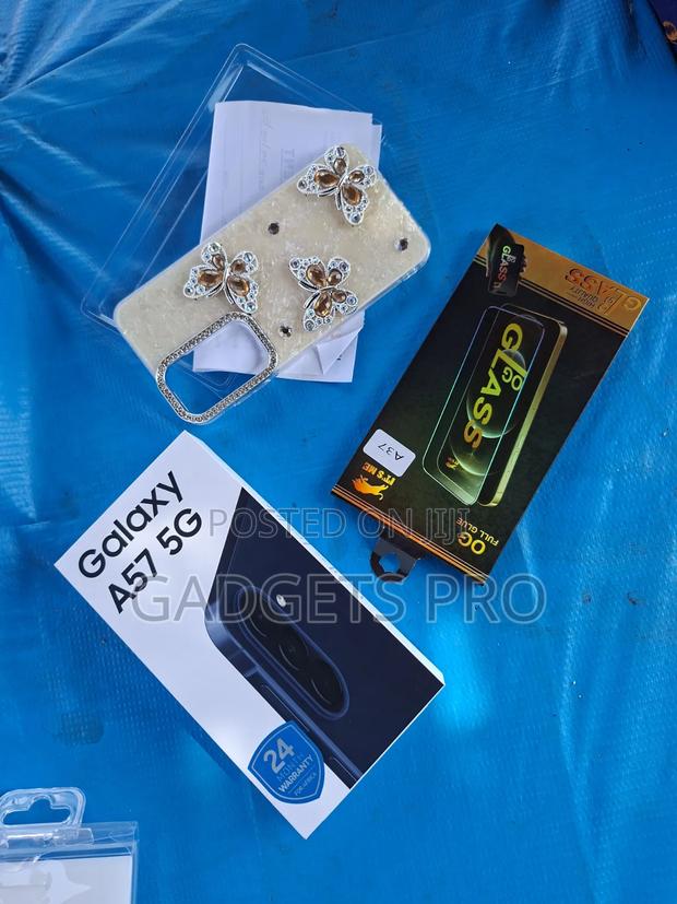 New Samsung Galaxy A Blue - thumbnail 3