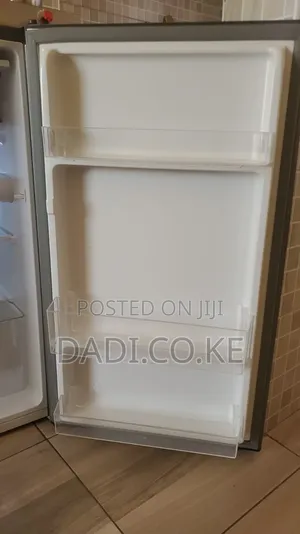 Hisense 94L Fridge