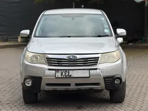 Subaru Forester 2011 Silver