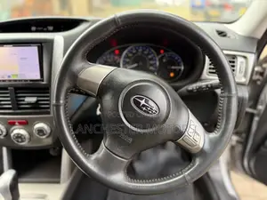 Subaru Forester 2011 Silver