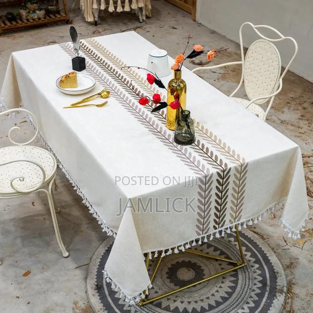 Cotton Linen Tablecloth –EL - main view
