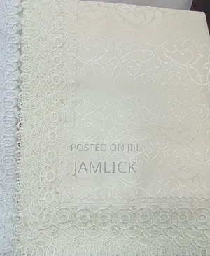 150 × 220cm Polyester Jacquard Tablecloth - EL