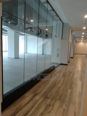 Nice Showroom & Retail Shops