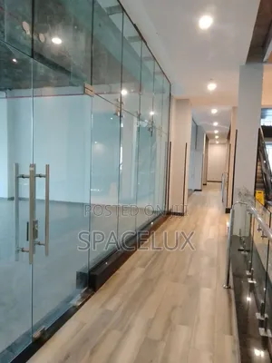 Nice Showroom & Retail Shops