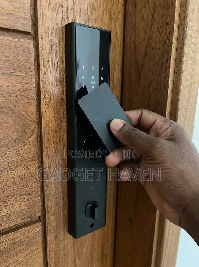 Advanced Smart Door Lock With Multiple Unlocking and App Access