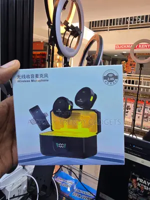 Q9 2.4GHz Wireless Microphone Set for Vlogging and Interviews