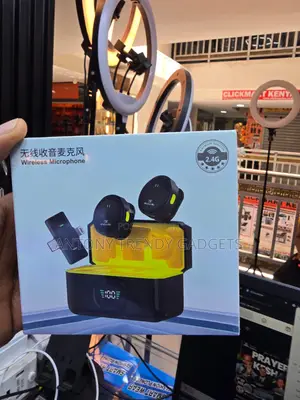 Q9 Wireless Lavalier Mic for Live Streaming and Video Recording