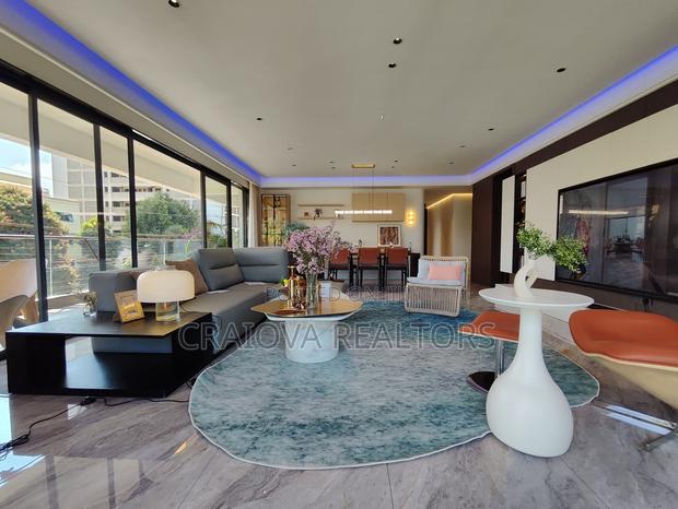 3bdrm Apartment in Spring Valley for sale