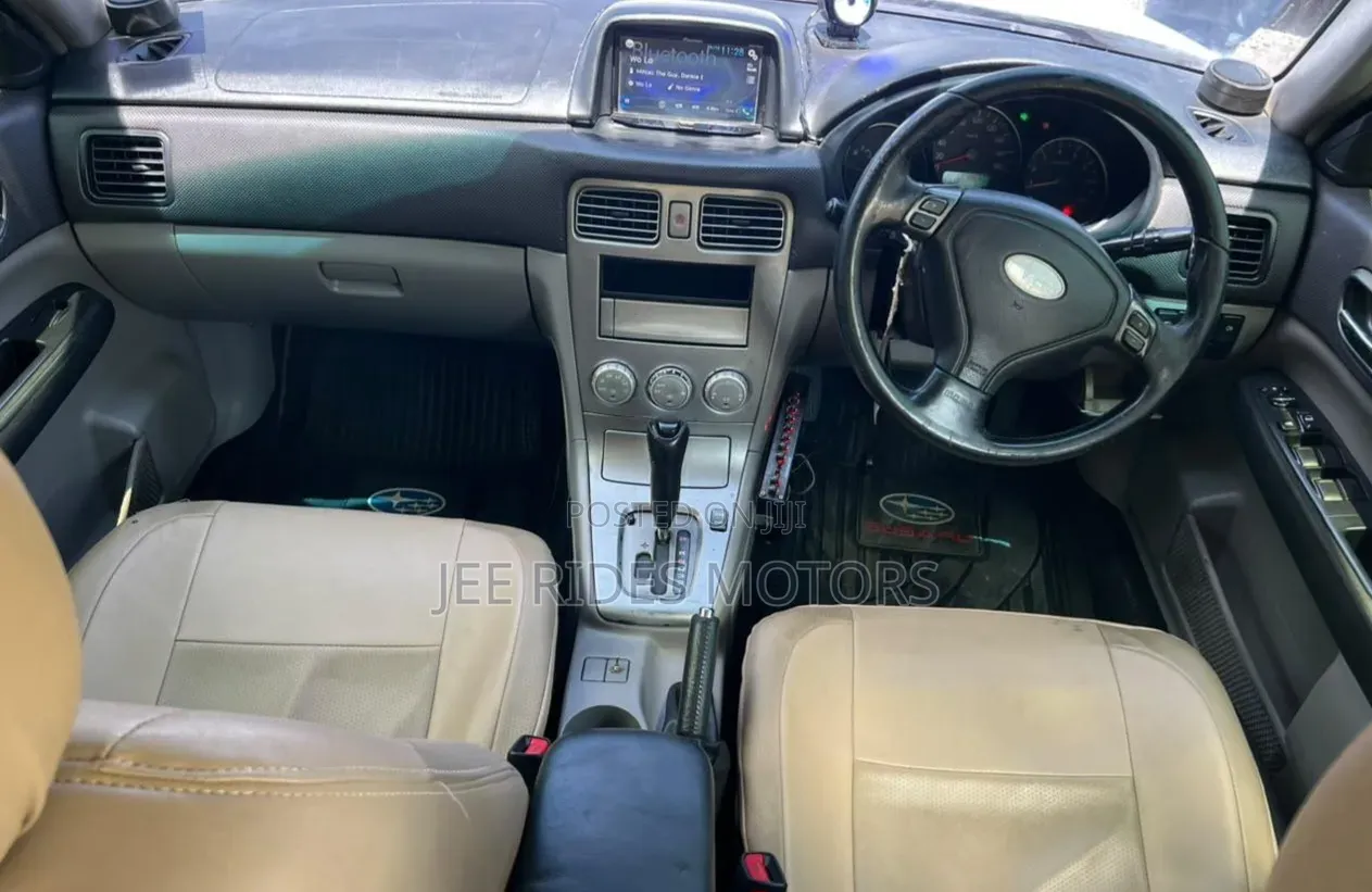 Subaru Forester 2006 Off white