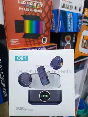 Q81 Wireless Phone Microphone With Digital Display Case