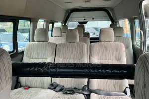 Nissan Caravan (Urvan) 2017 White