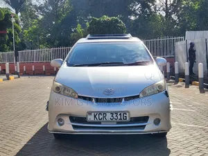Toyota Wish 2011 Silver
