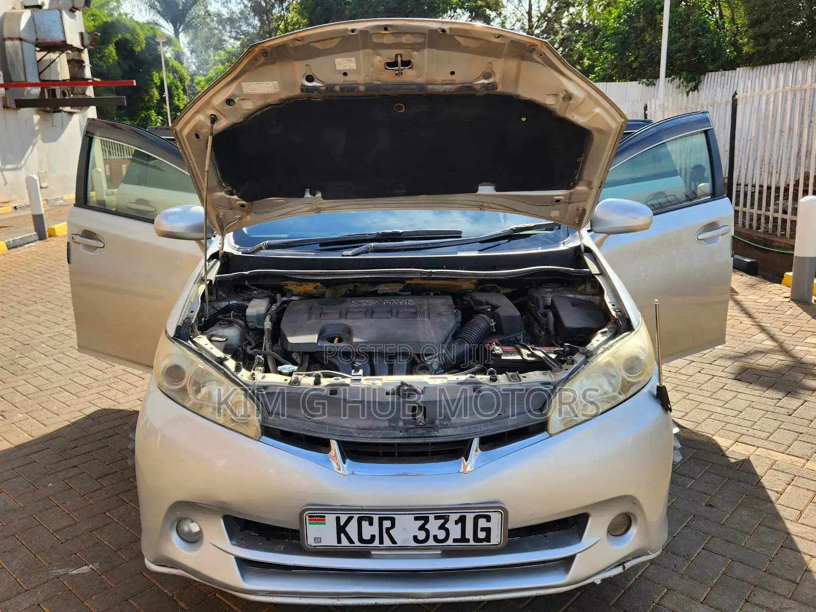 Toyota Wish 2011 Silver