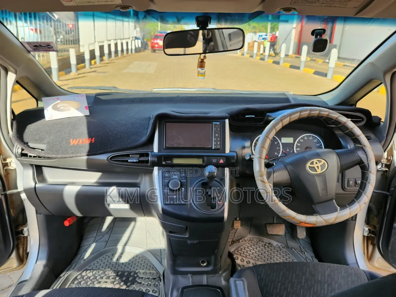 Toyota Wish 2011 Silver