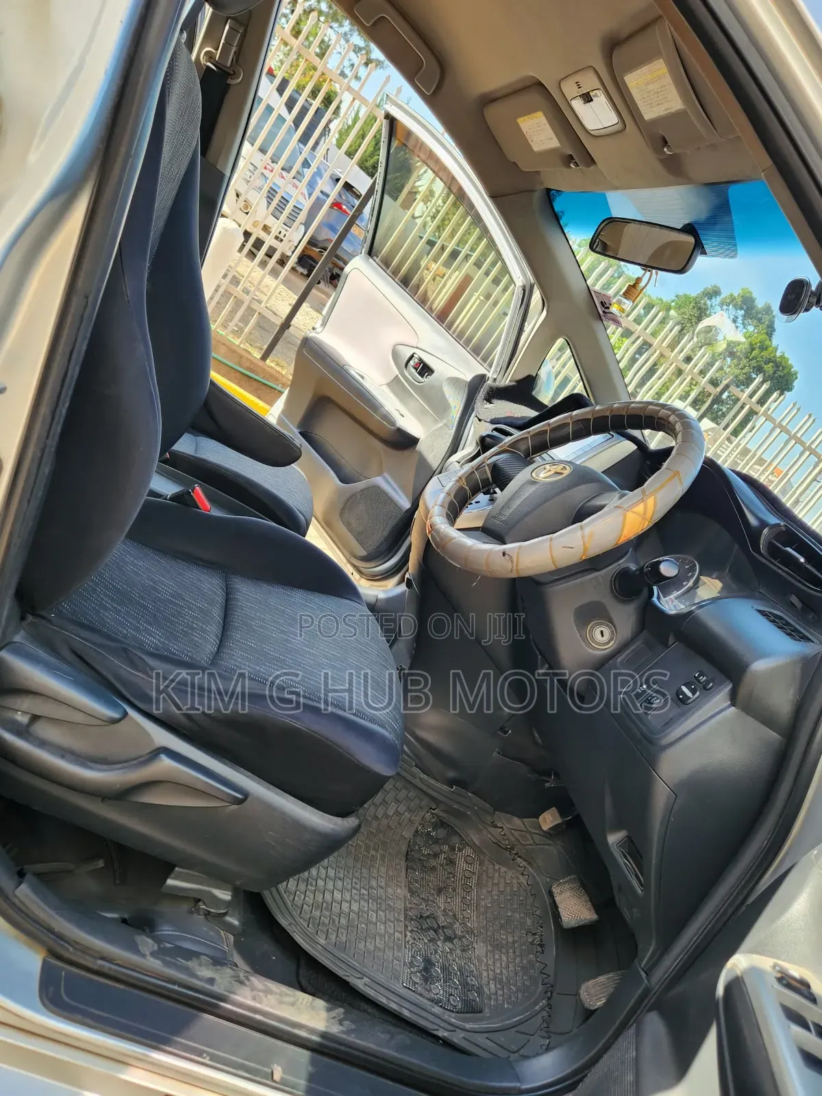 Toyota Wish 2011 Silver