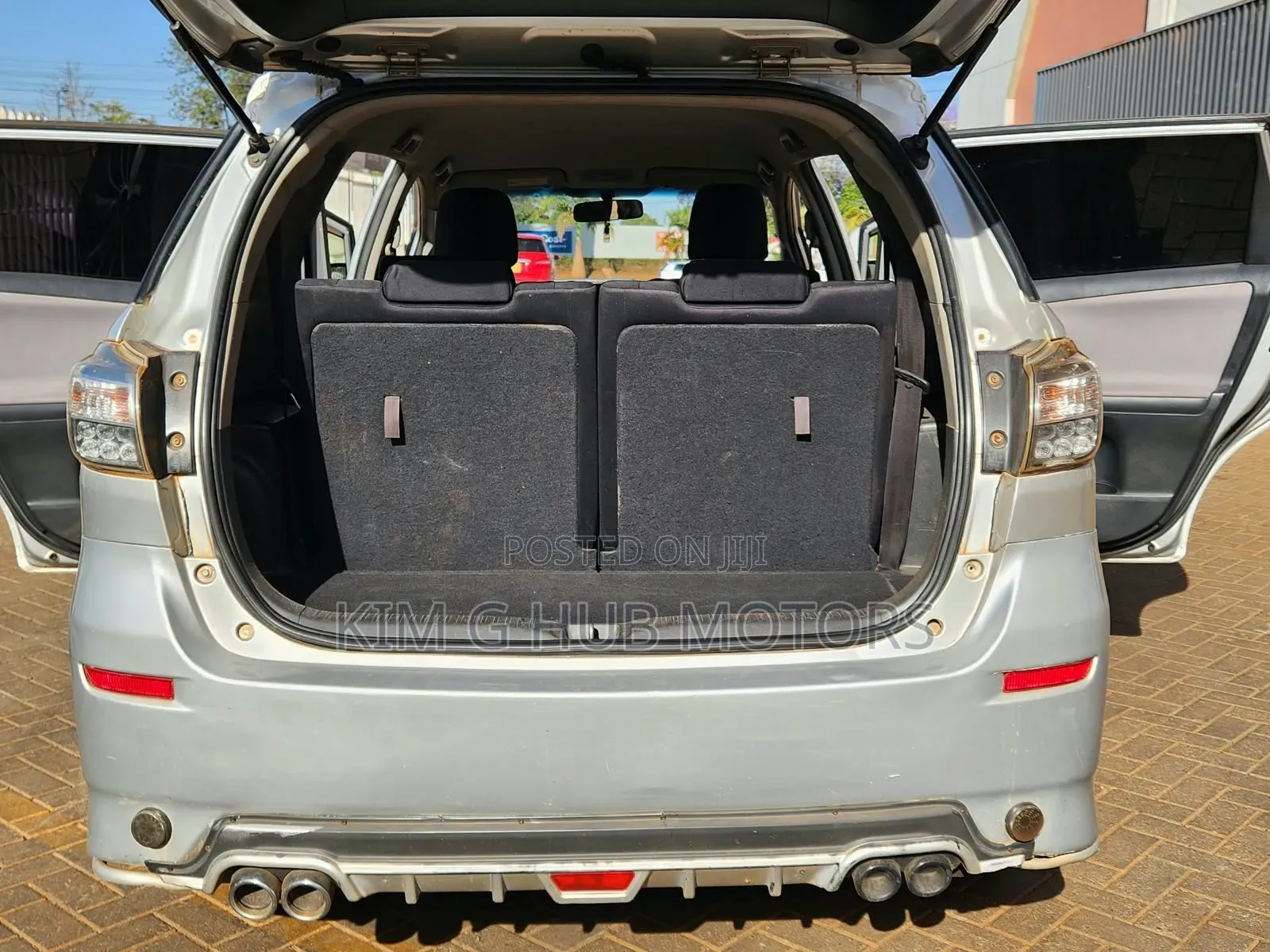 Toyota Wish 2011 Silver