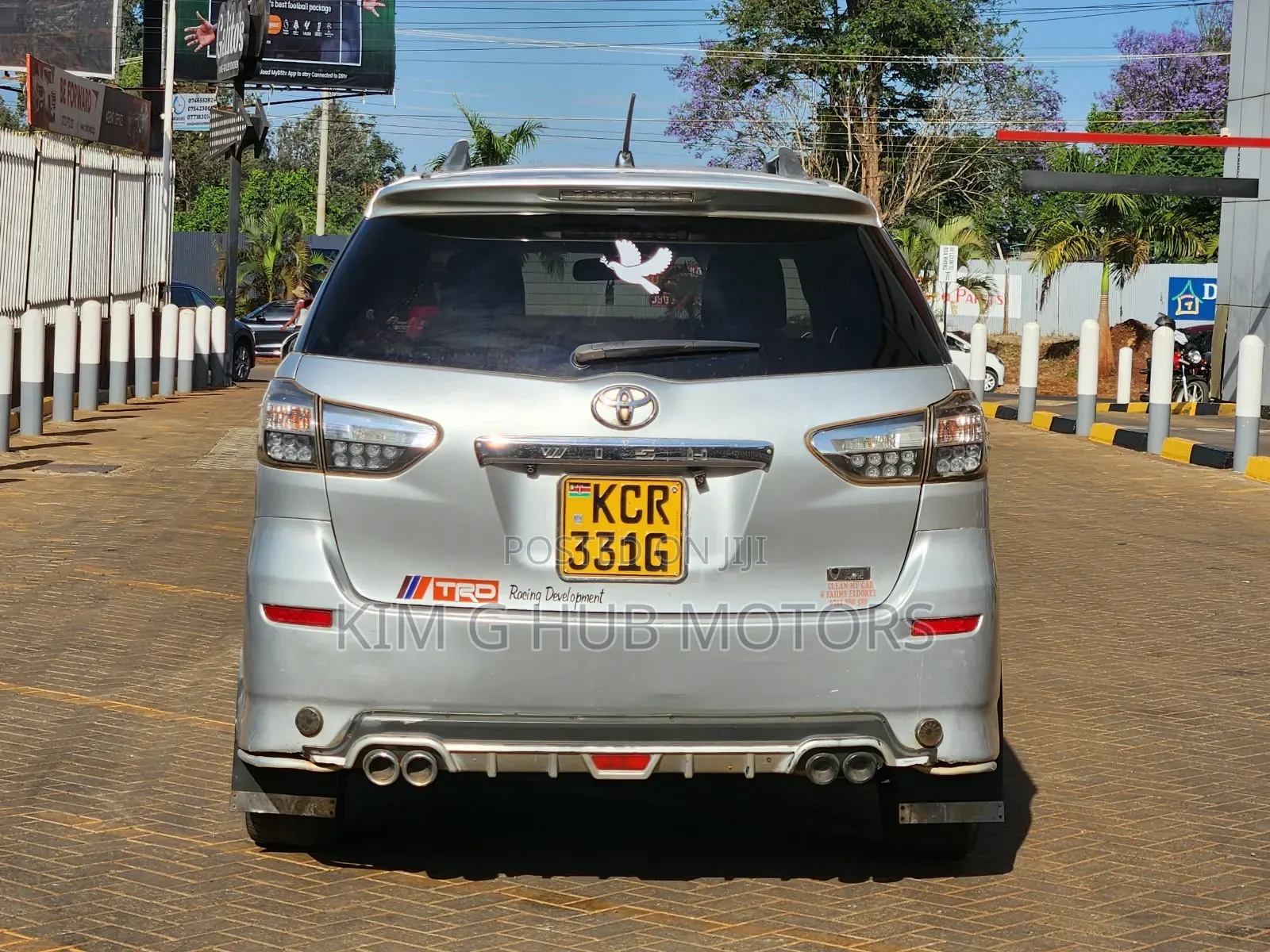 Toyota Wish 2011 Silver