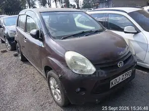 Daihatsu Boon 2015 Purple